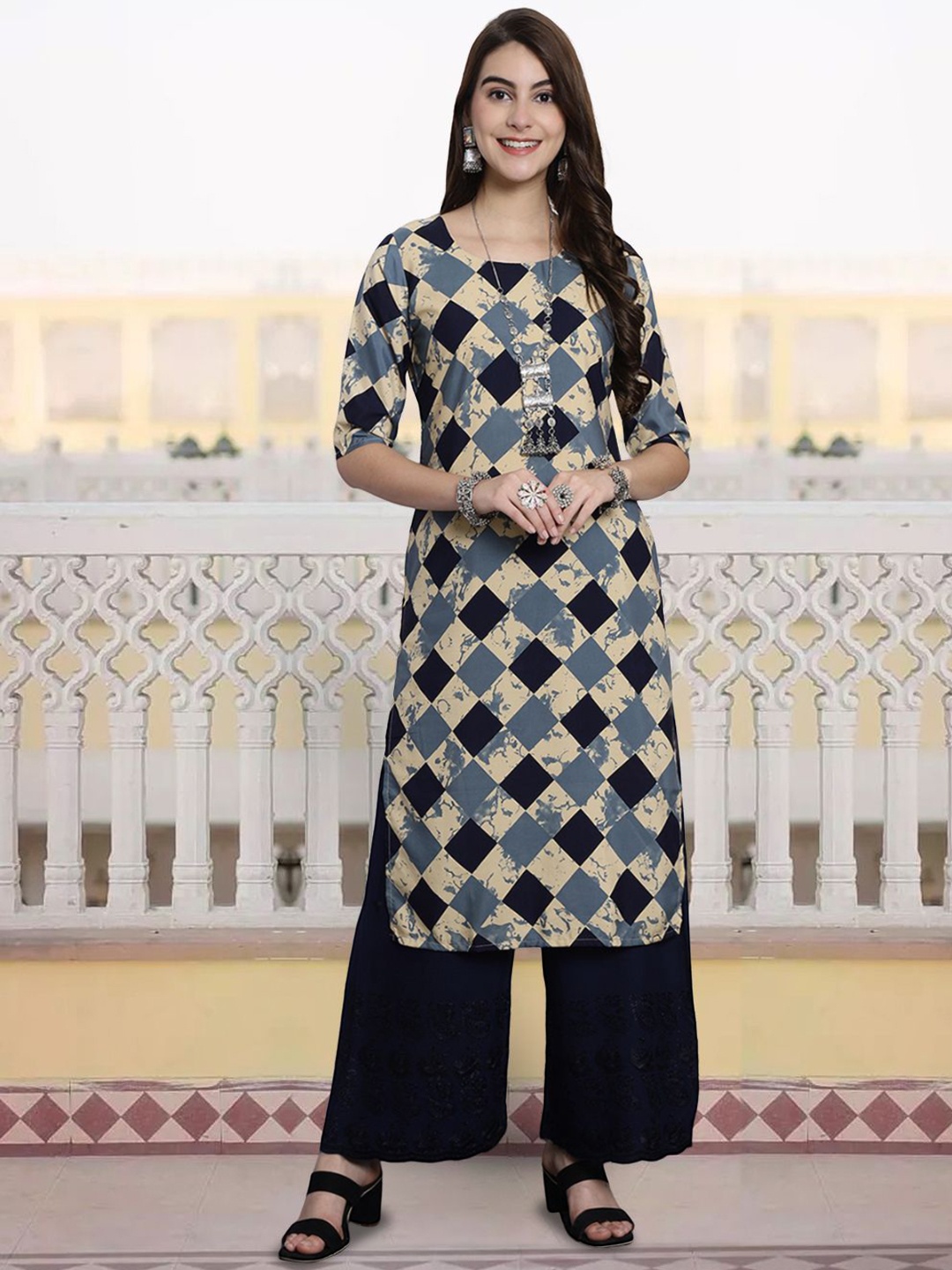 

7Threads Geometric Printed Round Neck Straight Kurta, Black