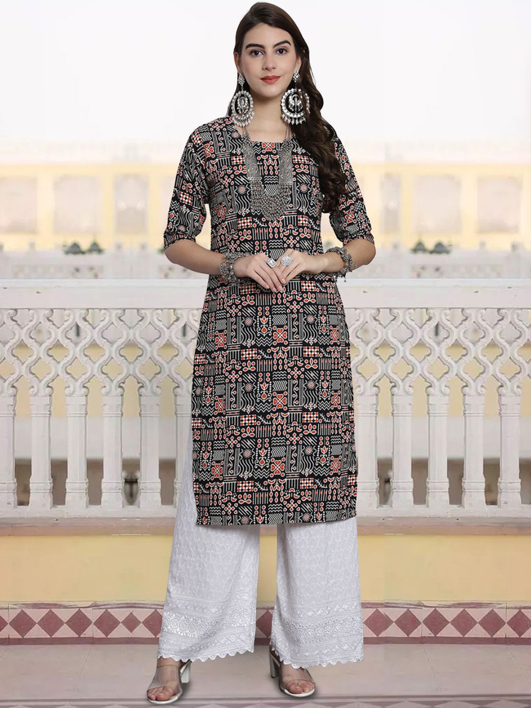 

7Threads Ethnic Motifs Printed Crepe Straight Kurta, Black