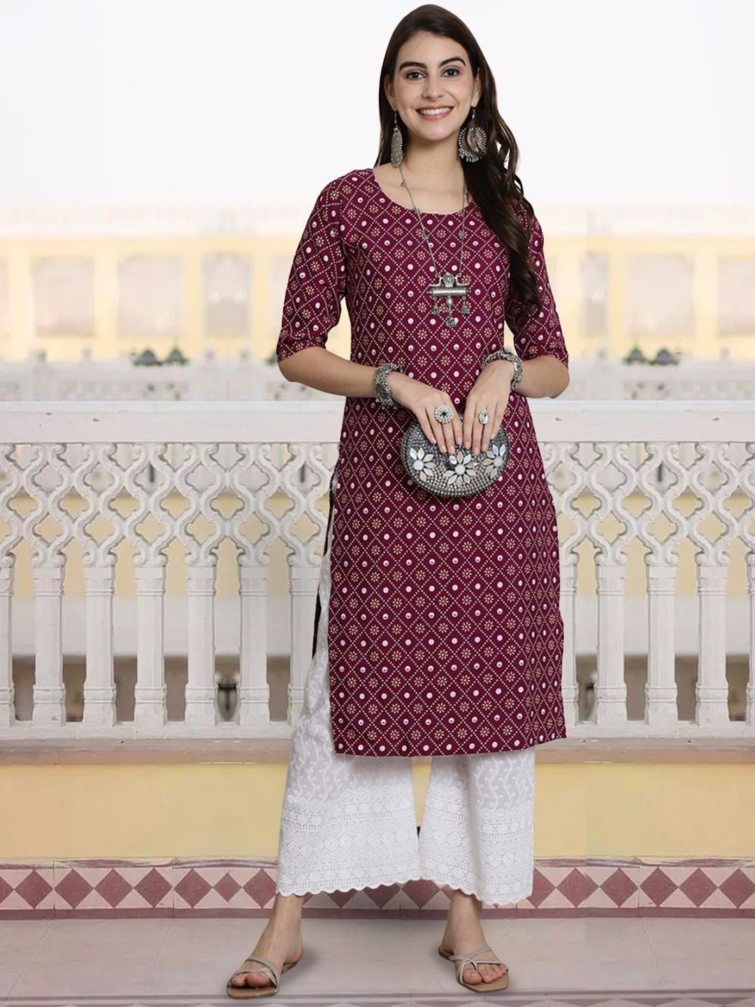 

7Threads Floral Printed Round Neck Straight Kurta, Burgundy