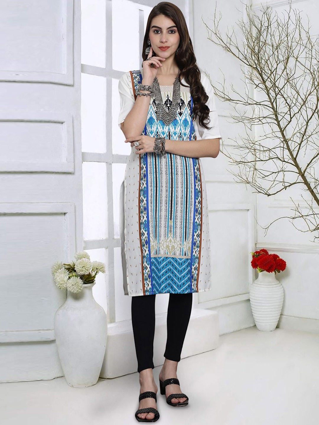 

7Threads Ethnic Motifs Printed Round Neck Crepe Straight Kurta, Blue