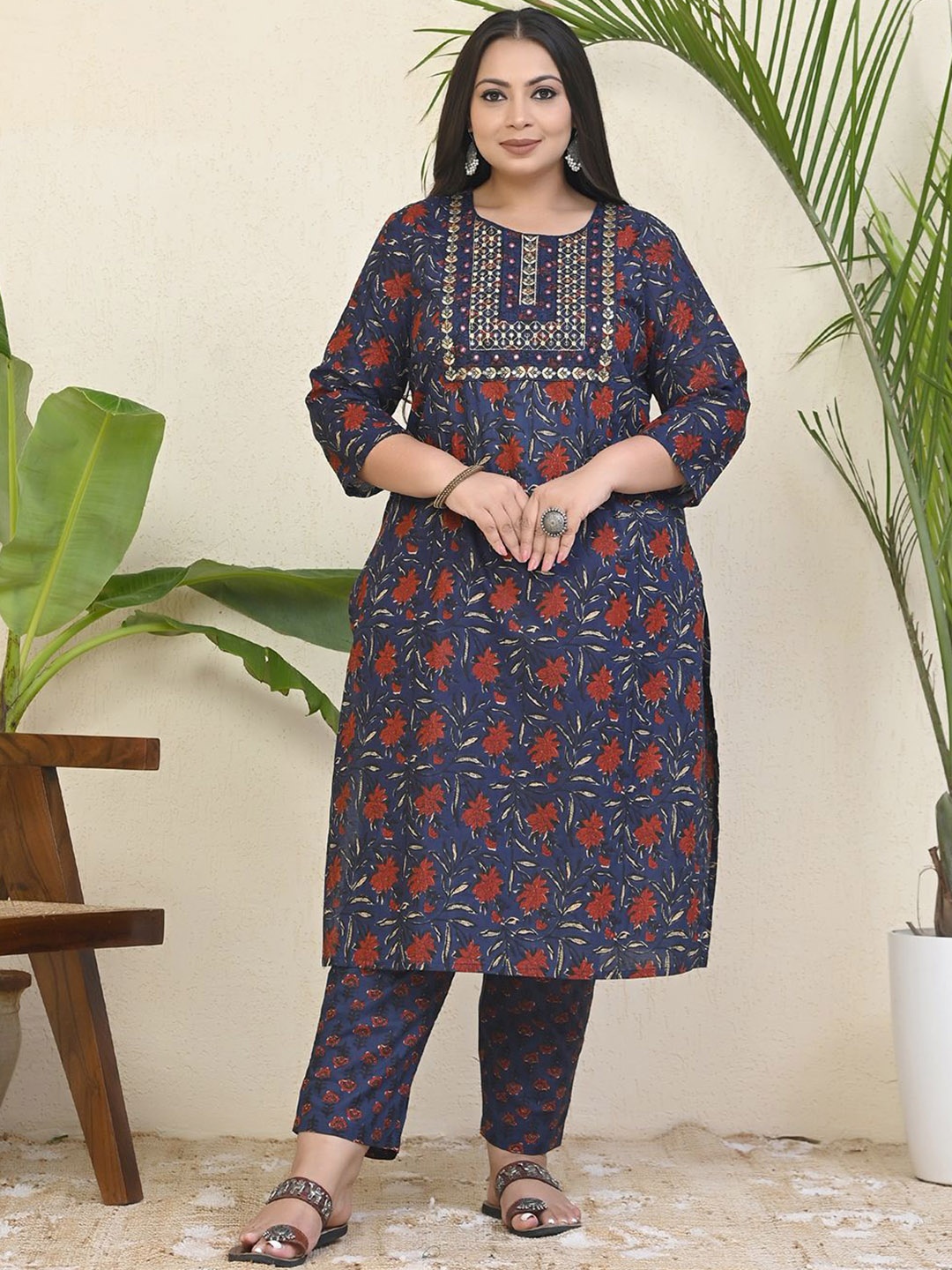 

Aspriya Plus Size Floral Printed Thread Work Pure Cotton Kurta with Trousers & Dupatta, Navy blue