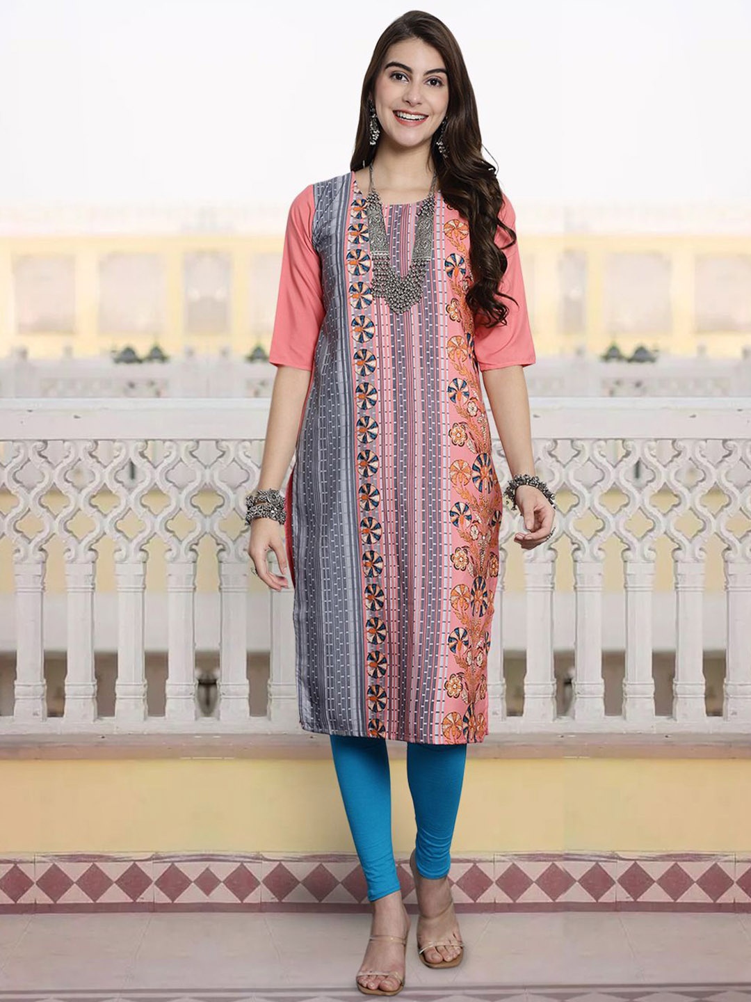 

7Threads Geometric Printed Round Neck Straight Kurta, Peach