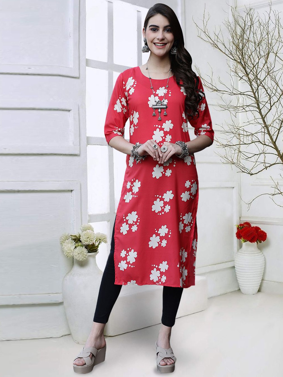 

7Threads Floral Printed Round Neck Straight Kurta, Red