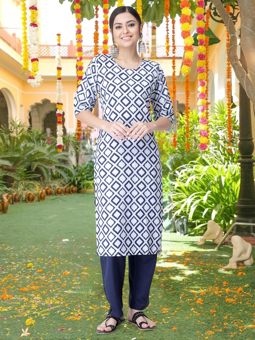 

7Threads Geometric Printed Round Neck Straight Kurta, White