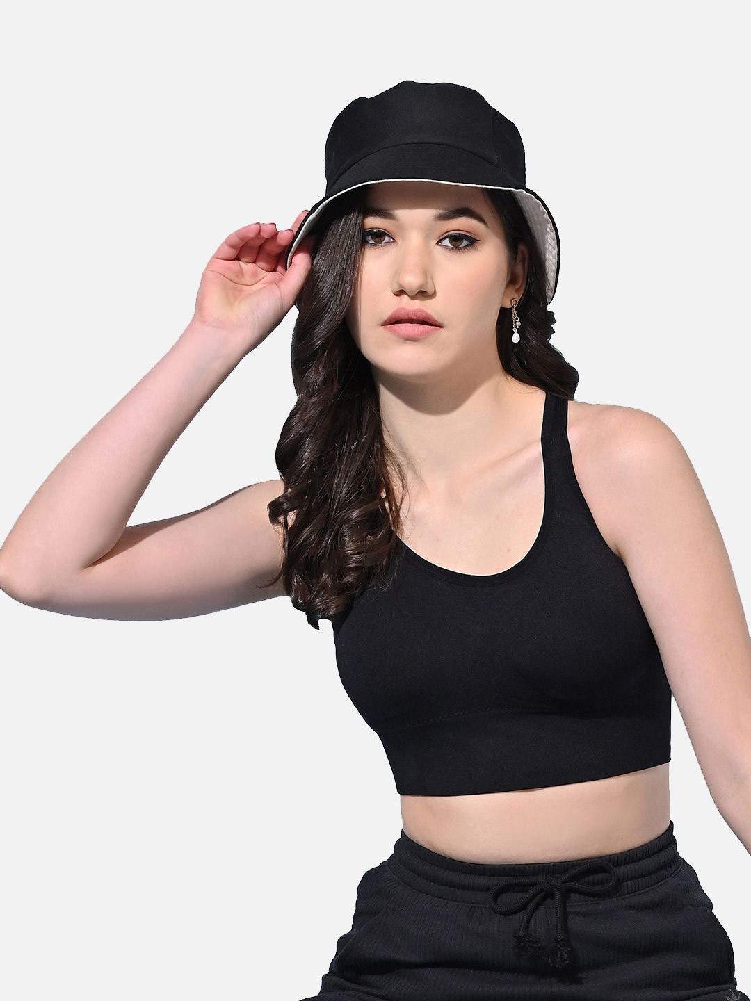 

FIMS Women's Solid Full Coverage Padded Sports Bra, Black
