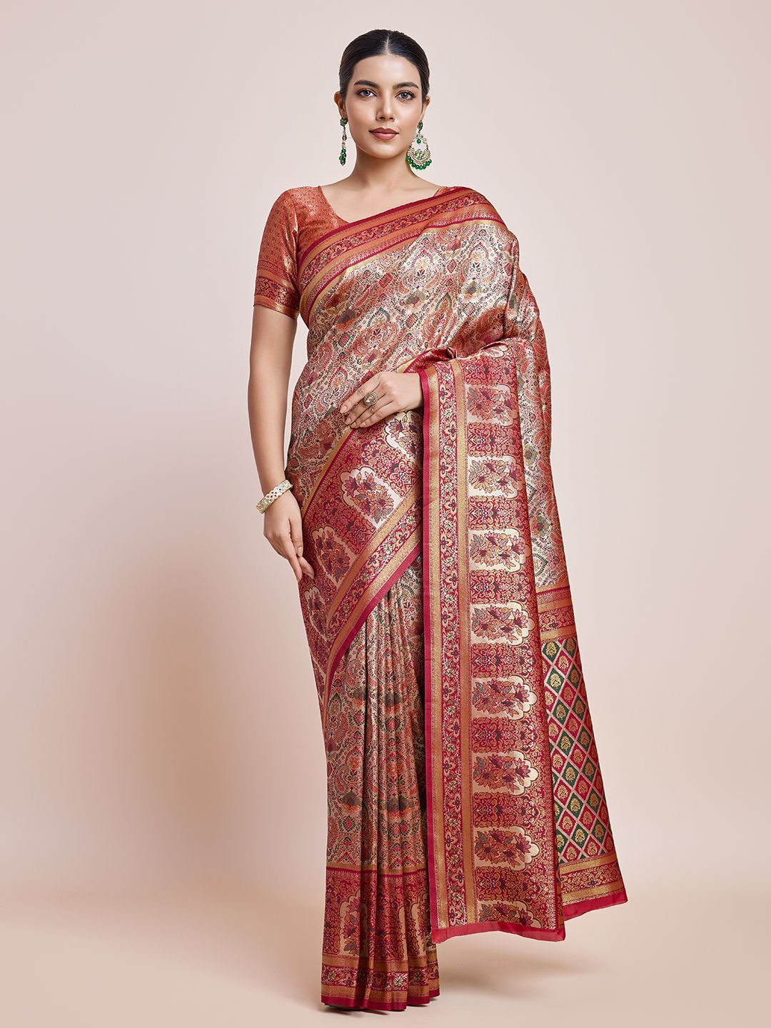 

MONJOLIKA FASHION Woven Design Dharmavaram Saree with blouse piece, Maroon