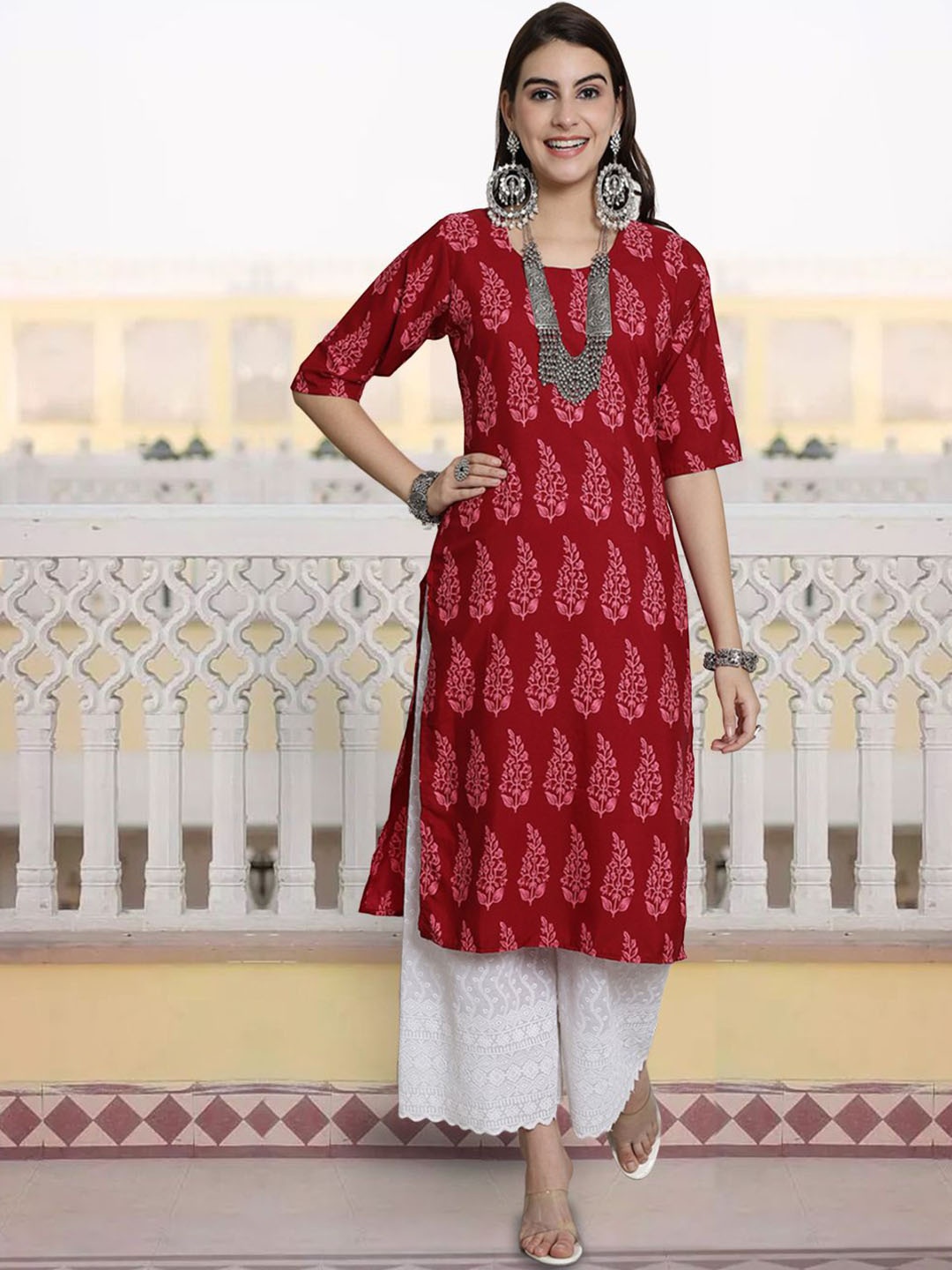 

7Threads Floral Printed Round Neck Straight Kurta, Red