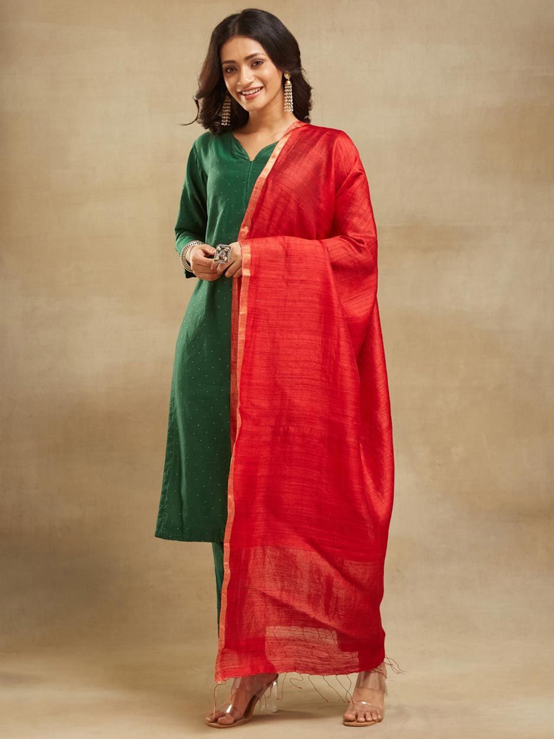 

Fabindia Zari Tasselled Border Silk Dupatta, Red