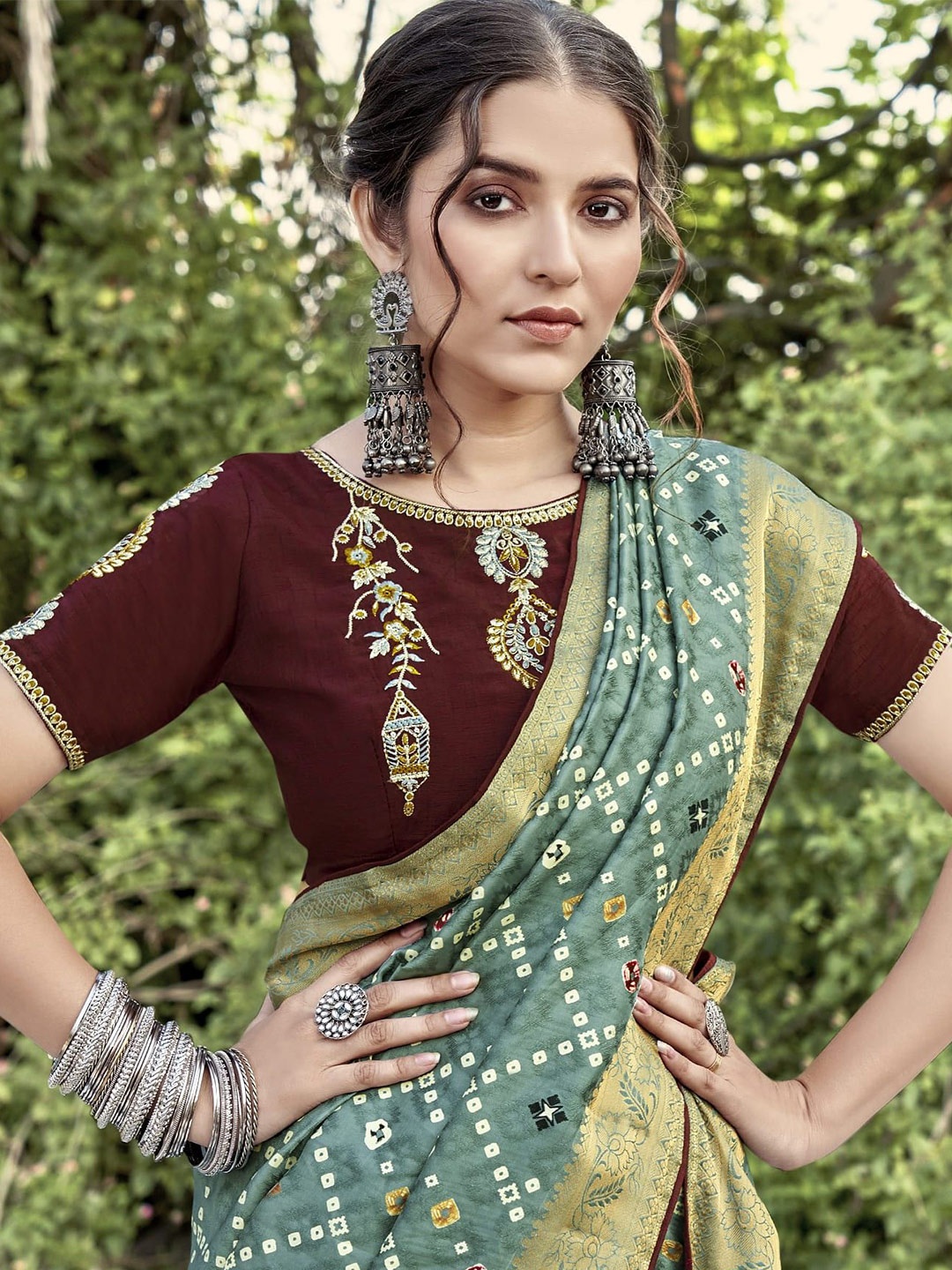 

NIRMAL CREATION Bandhani Zari Pure Silk Saree, Green