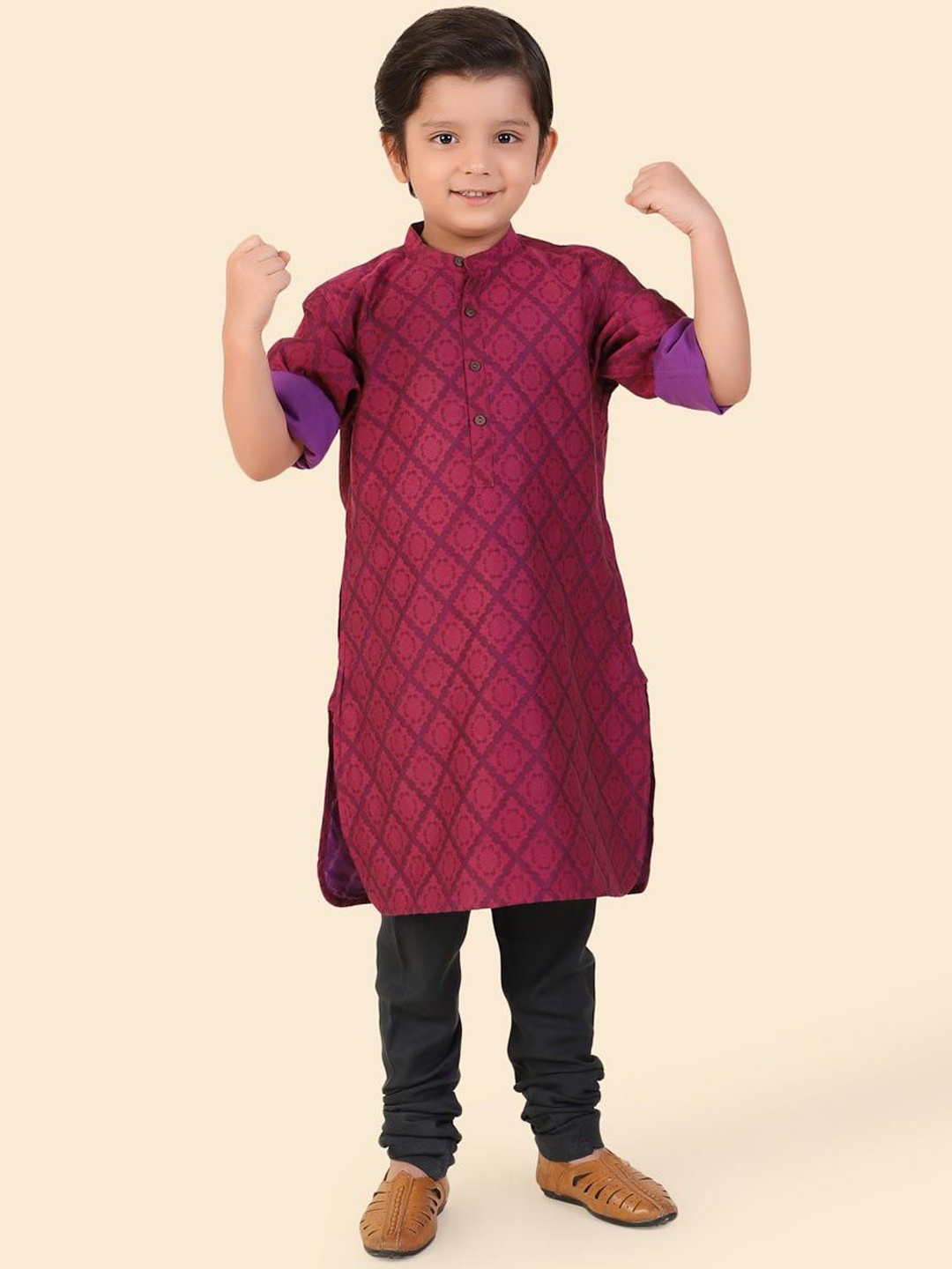 

Fabindia Boys Geometric Printed Band Collar Straight Kurta, Purple