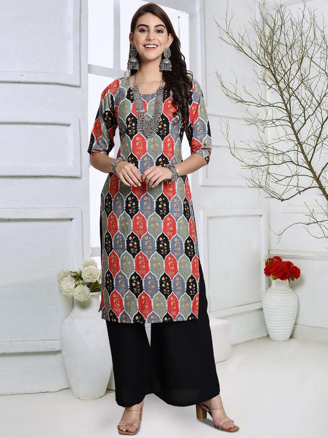 

7Threads Women Geometric Printed Keyhole Neck Thread Work Floral Crepe Kurta, Multi