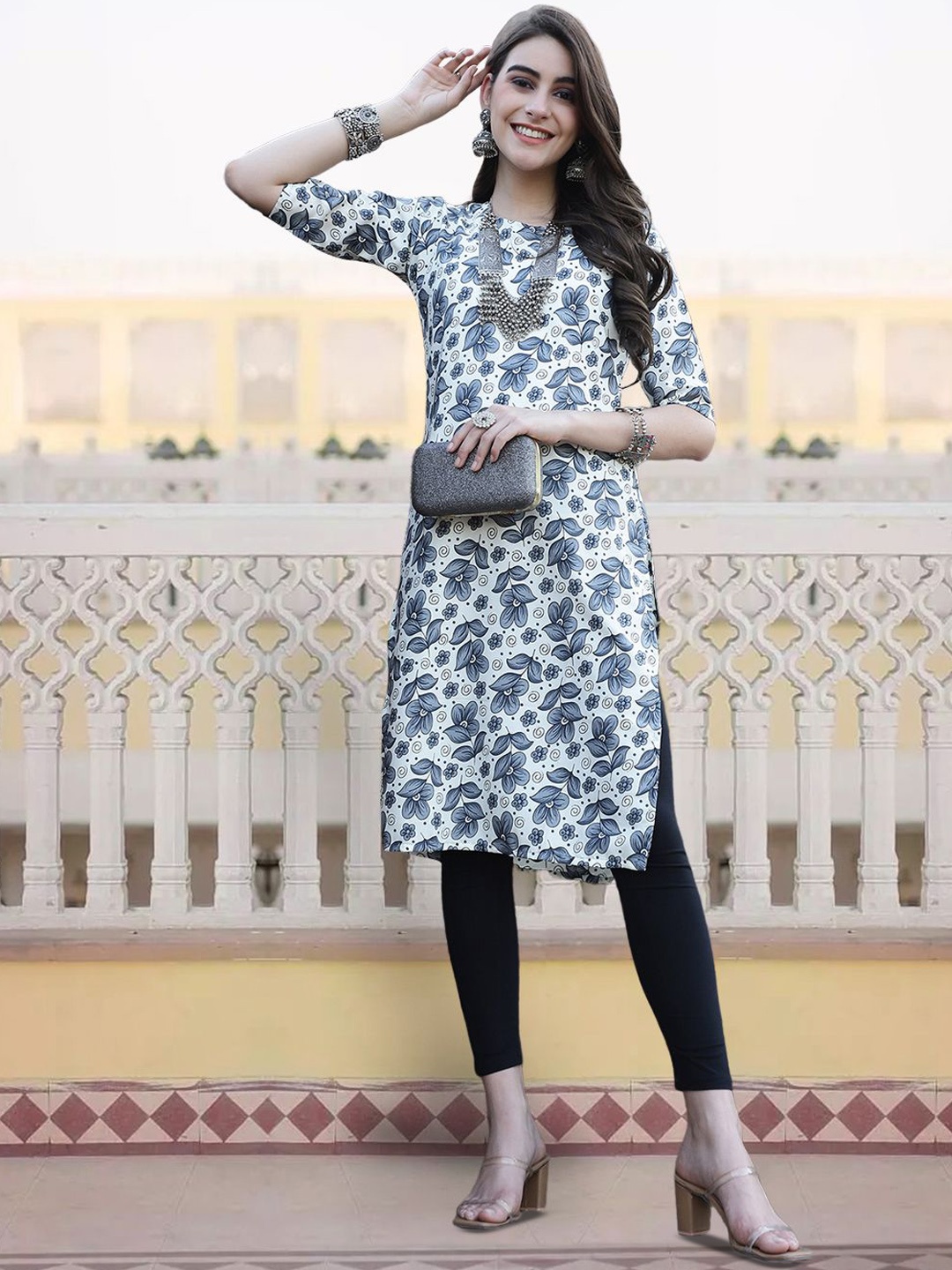 

7Threads Women Floral Yoke Design Thread Work Floral Crepe Anarkali Kurta, Multi