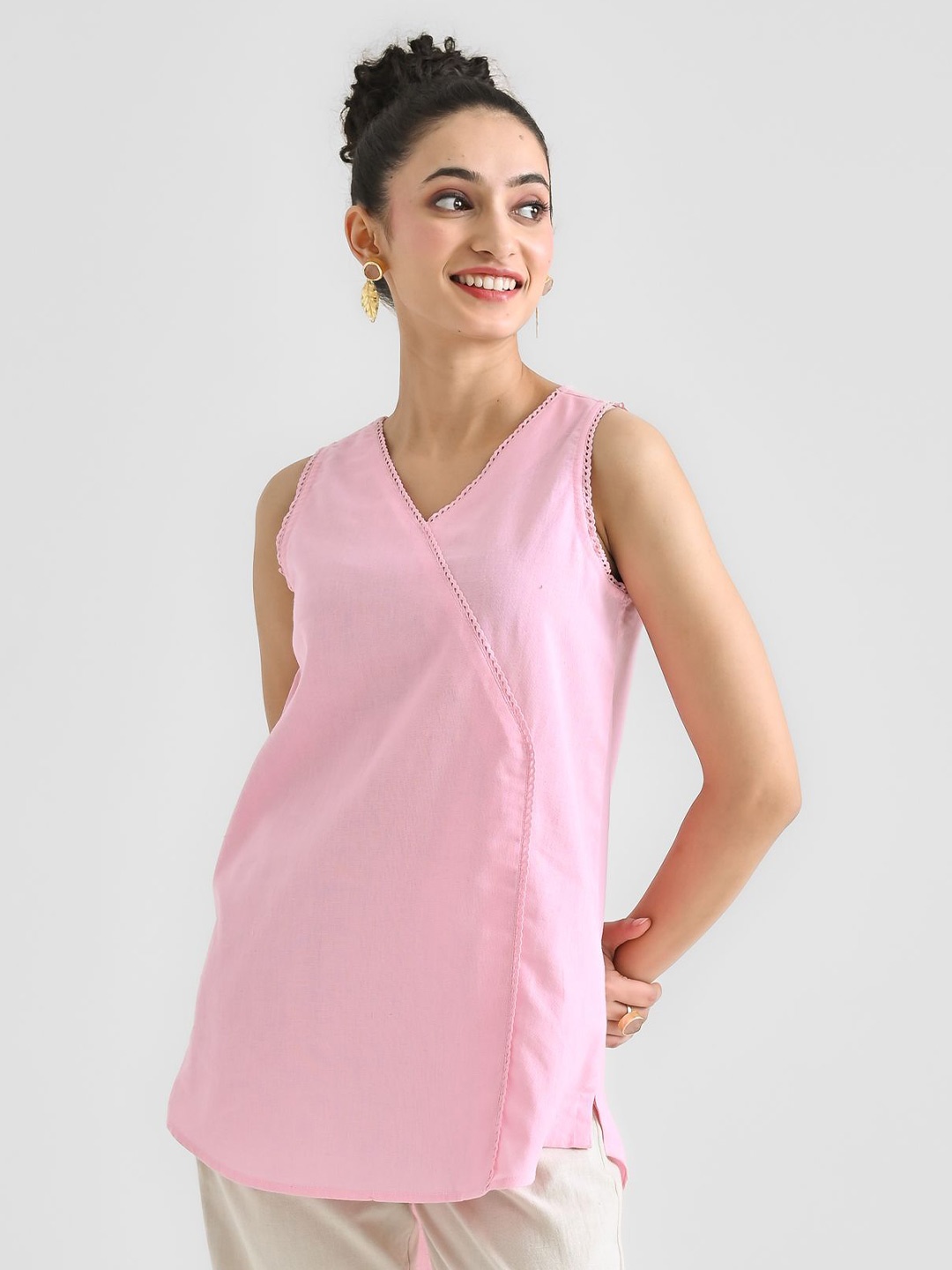 

Rustorange V-Neck Pure Cotton Kurti, Pink