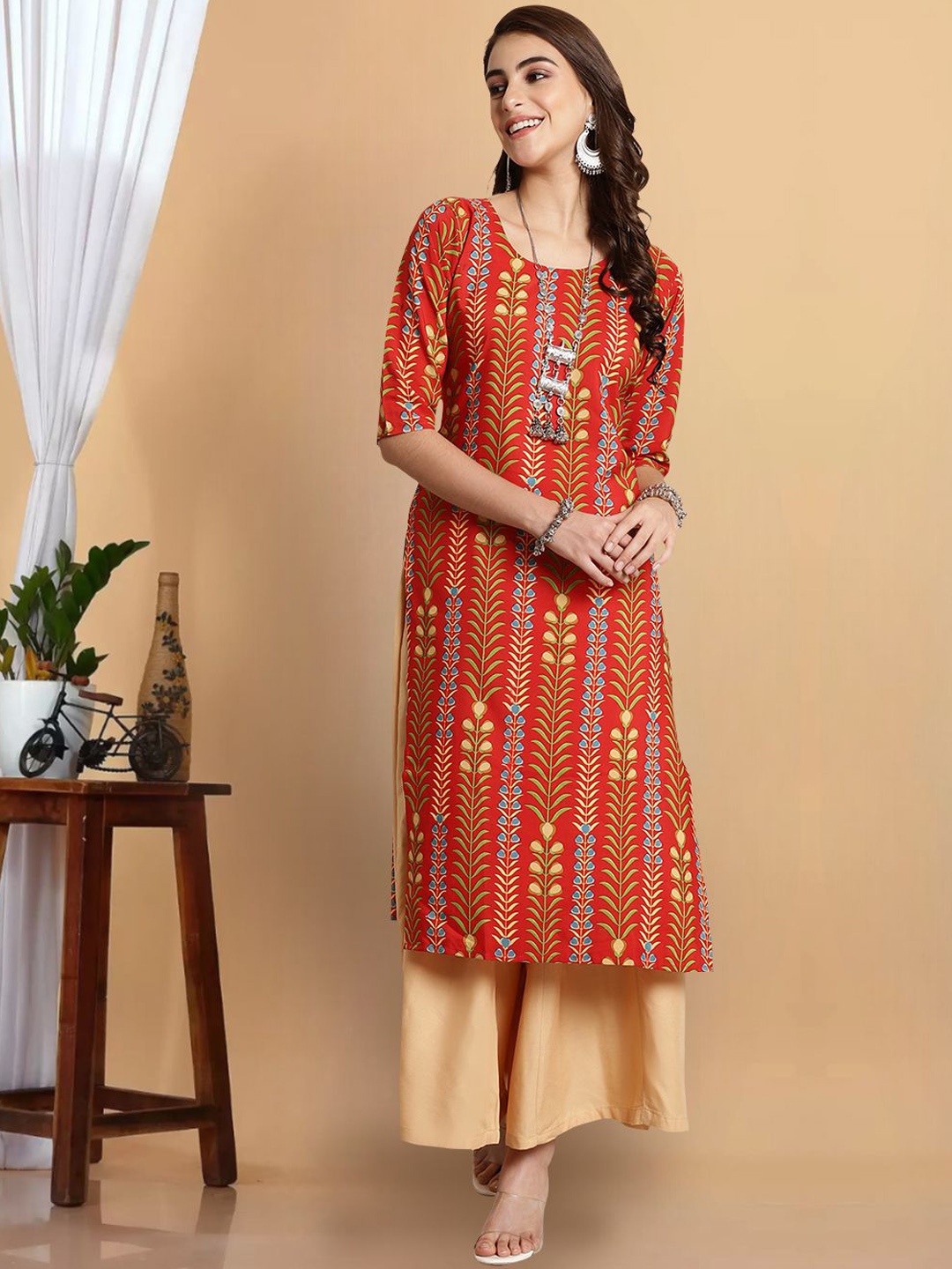 

7Threads Women Ethnic Motifs Printed Keyhole Neck Thread Work Floral Crepe Kurta, Multi
