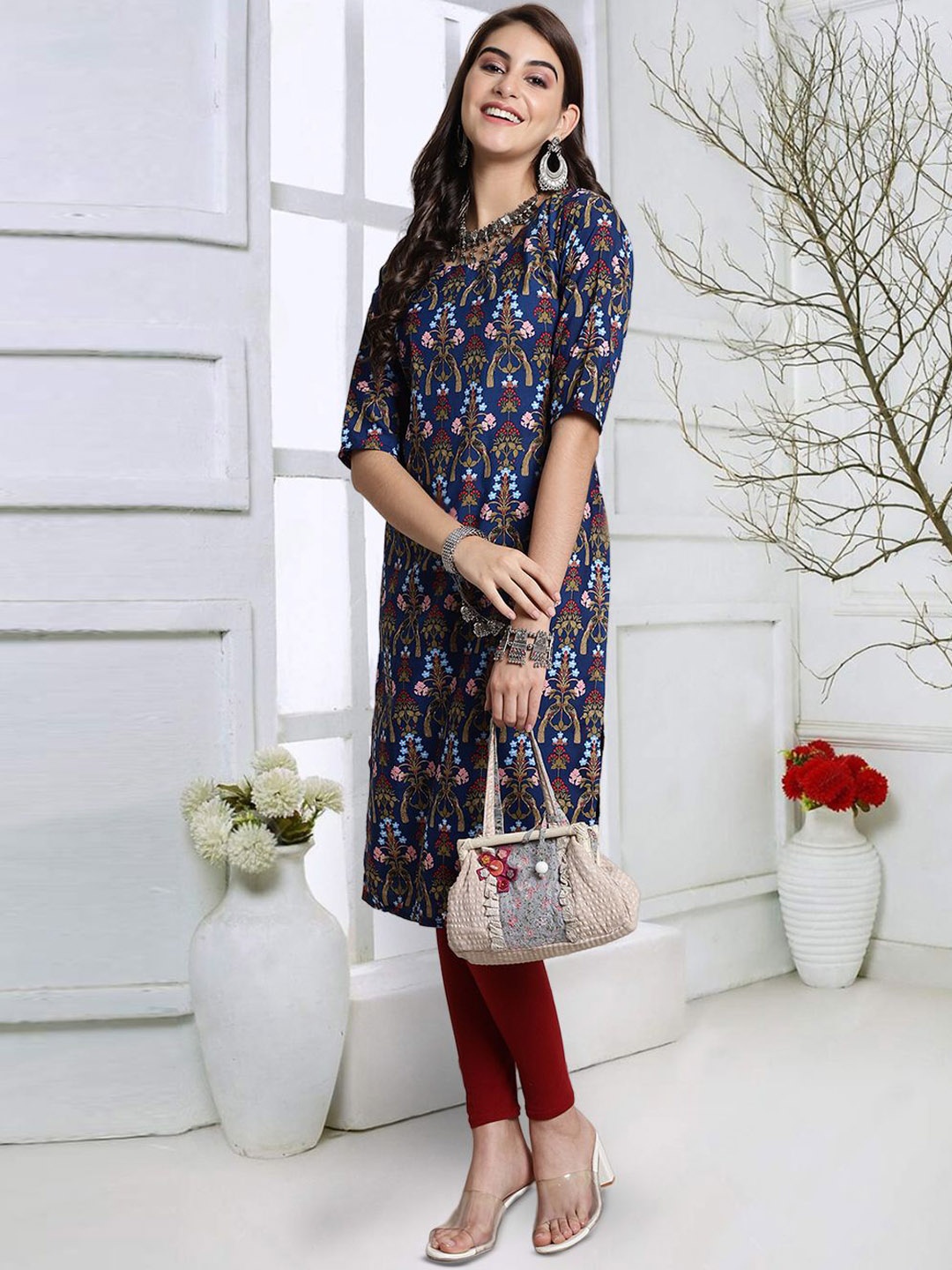 

7Threads Floral Printed Round Neck Straight Kurta, Navy blue