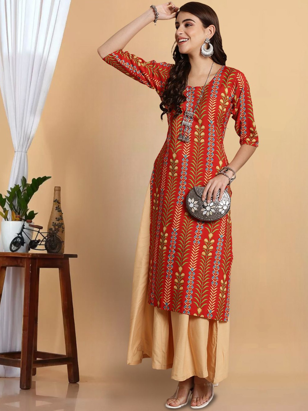 

7Threads Floral Printed Round Neck Straight Kurta, Red