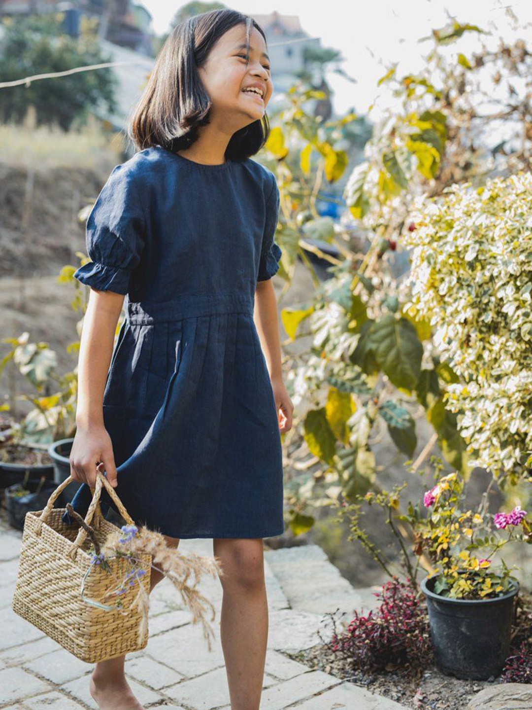 

CHI LINEN CLOTHING Girls Solid Fit & Flare Linen Dress, Blue