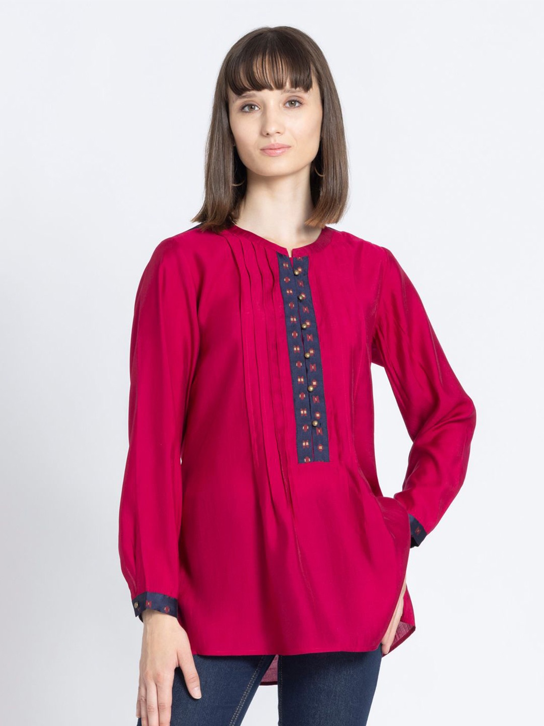 

SHAYE Round Neck Long Sleeves Ethnic Top, Pink