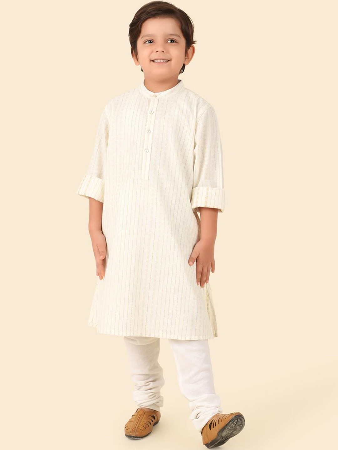 

Fabindia Boys Geometric Embroidered Thread Work Mandarin Collar Cotton Straight Kurta, White