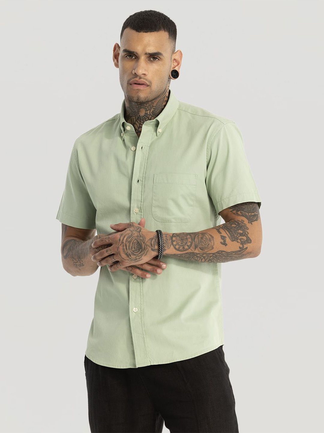 

Snitch Men Smart Button-Down Collar Solid Cotton Slim Fit Casual Shirt, Green