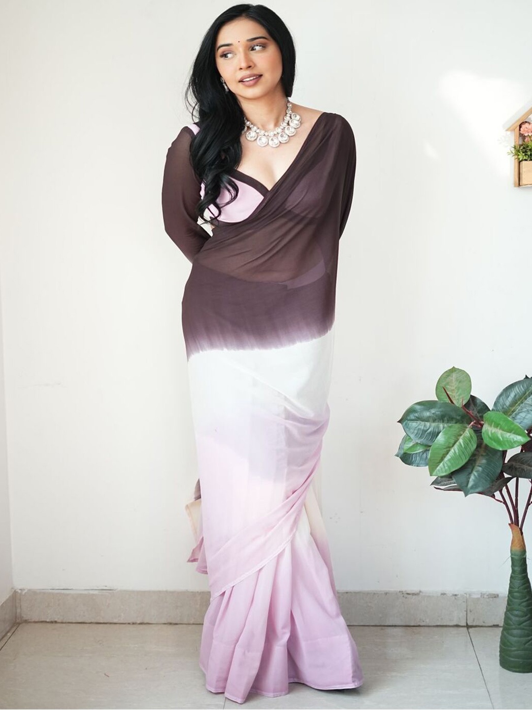 

Sanwariya Silk Colour blocked Pure Georgette Saree, Brown