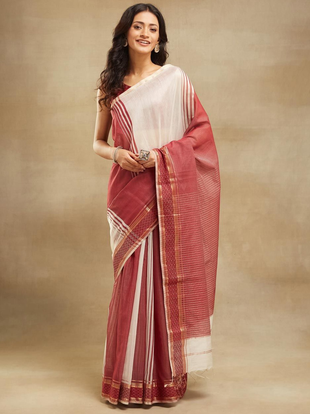 

Fabindia Cotton Silk Blend Maheshwari Sari, Red