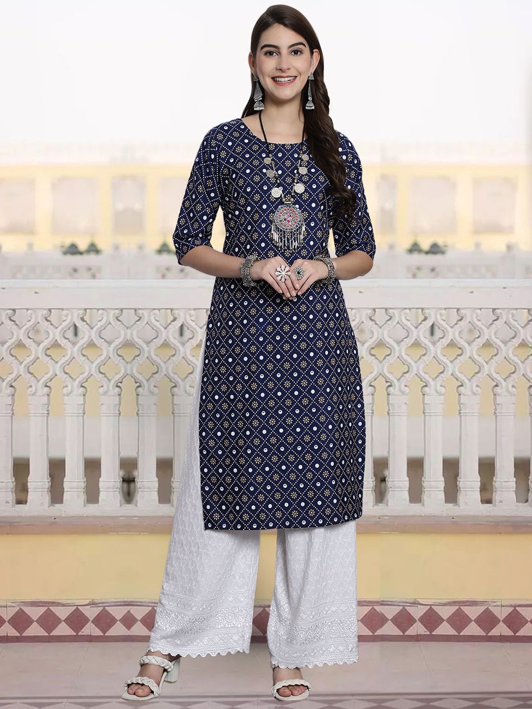

7Threads Floral Printed Round Neck Straight Kurta, Navy blue