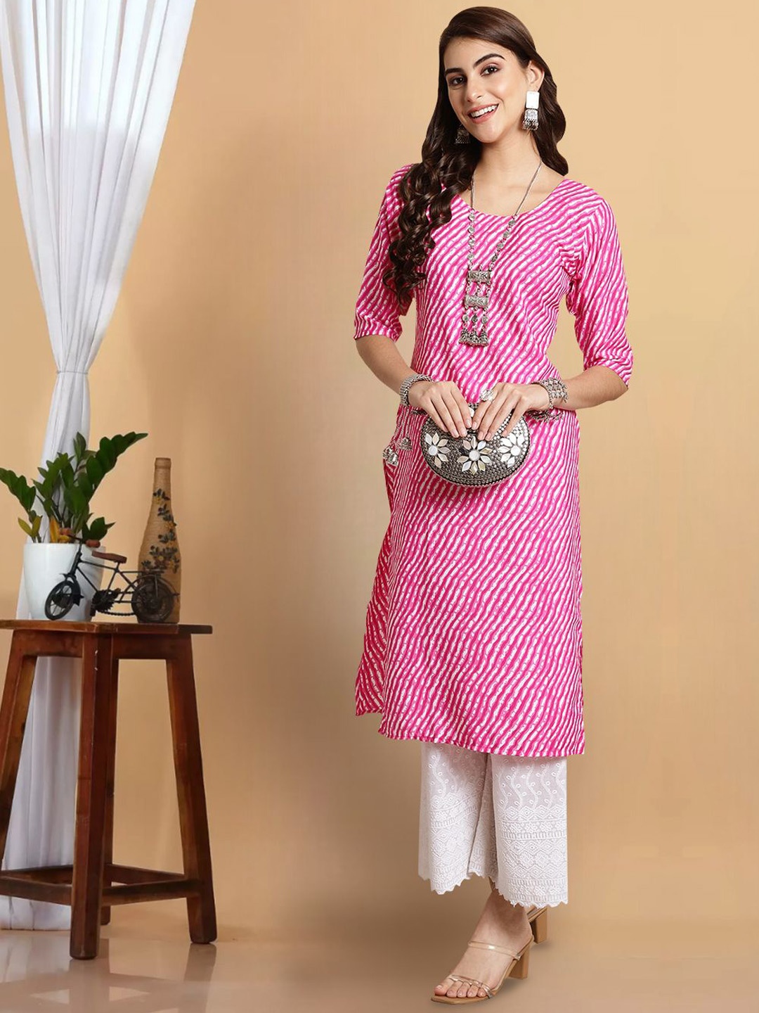 

7Threads Women Striped Flared Sleeves Gotta Patti Floral Crepe Anarkali Kurta, Multi