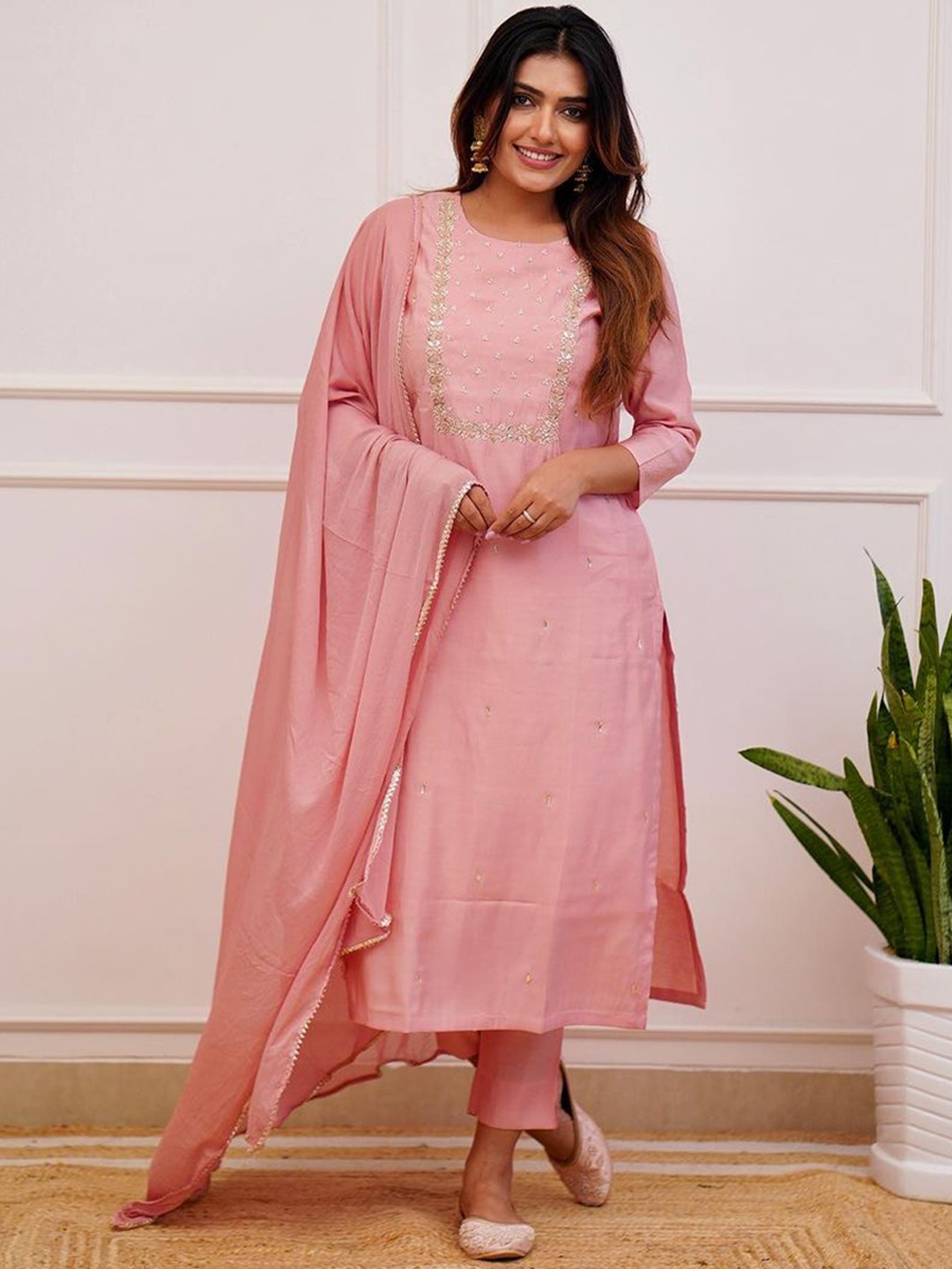 

JAPNAAM Women Ethnic Motifs Yoke Design Regular Beads and Stones Kurta with Trousers & With Dupatta, Peach