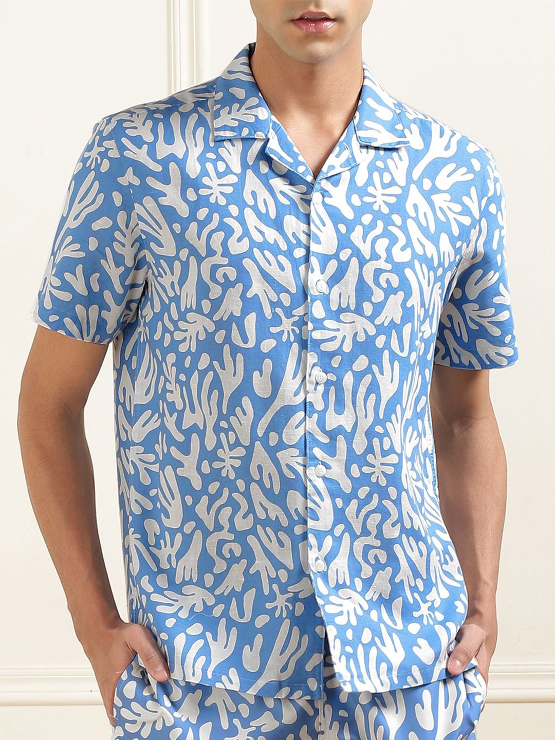 

Farah Men Slim Fit Opaque Printed Casual Shirt, Blue