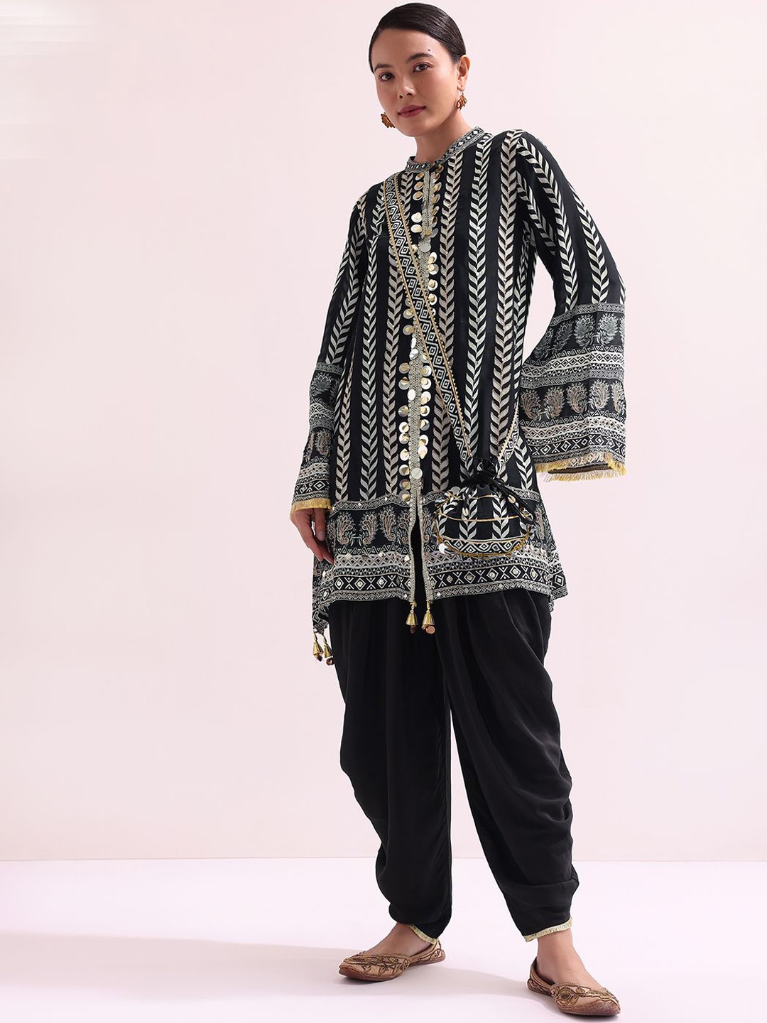 

KALKI Fashion Floral Printed Sequinned Straight Kurta With Dhoti Pants, Black