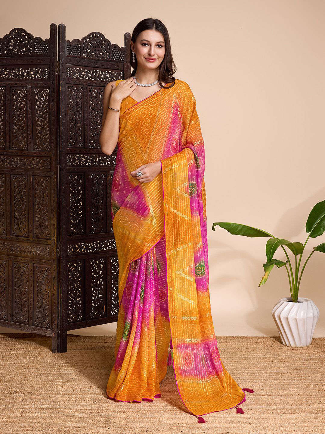 

Ishin Bandhani printed saree with blouse piece, Yellow