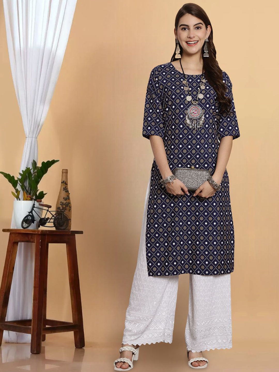 

7Threads Ethnic Motifs Printed Round Neck Straight Kurta, Navy blue