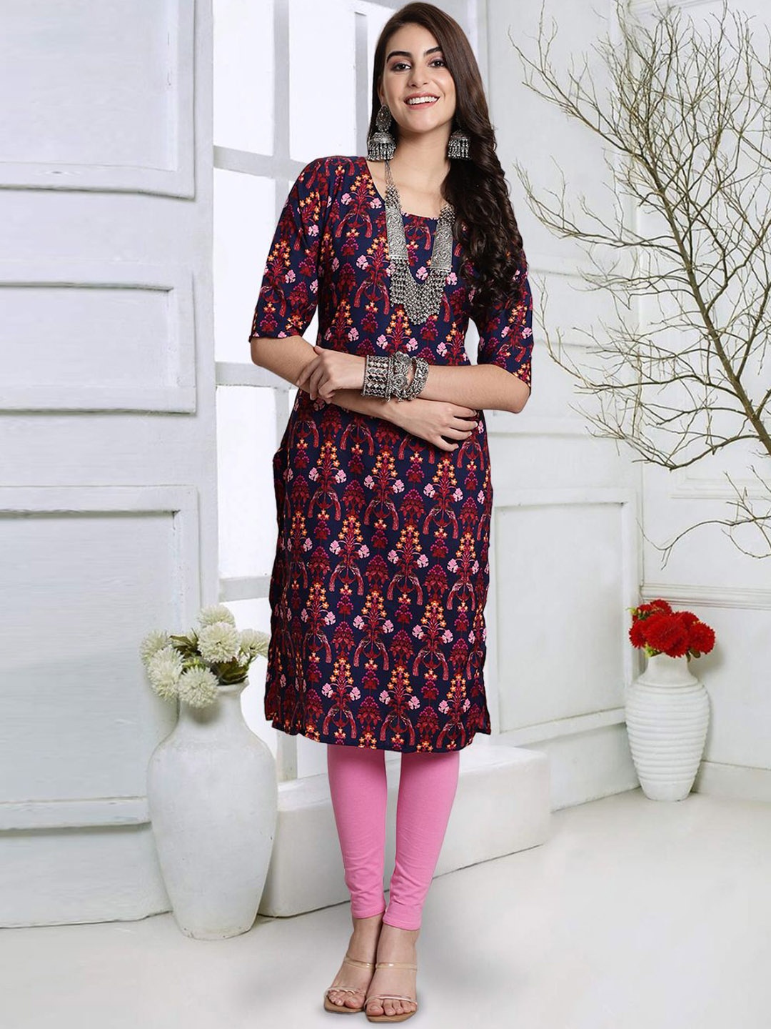 

7Threads Floral Printed Round Neck Straight Kurta, Navy blue