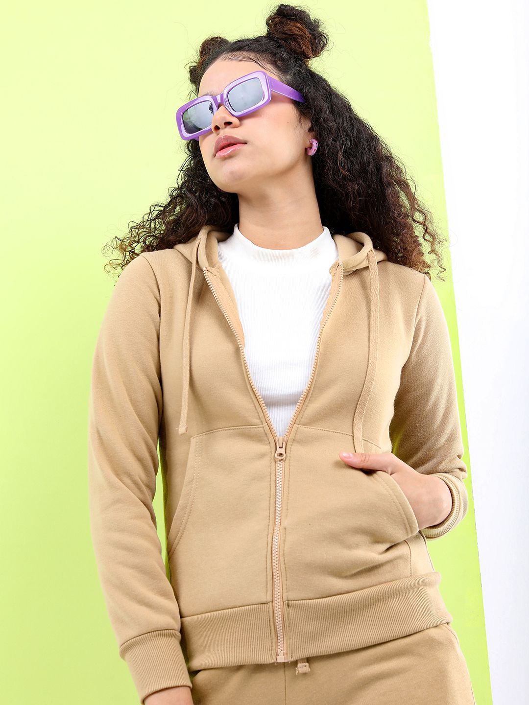 

Tokyo Talkies Women Solid Sweatshirt, Khaki