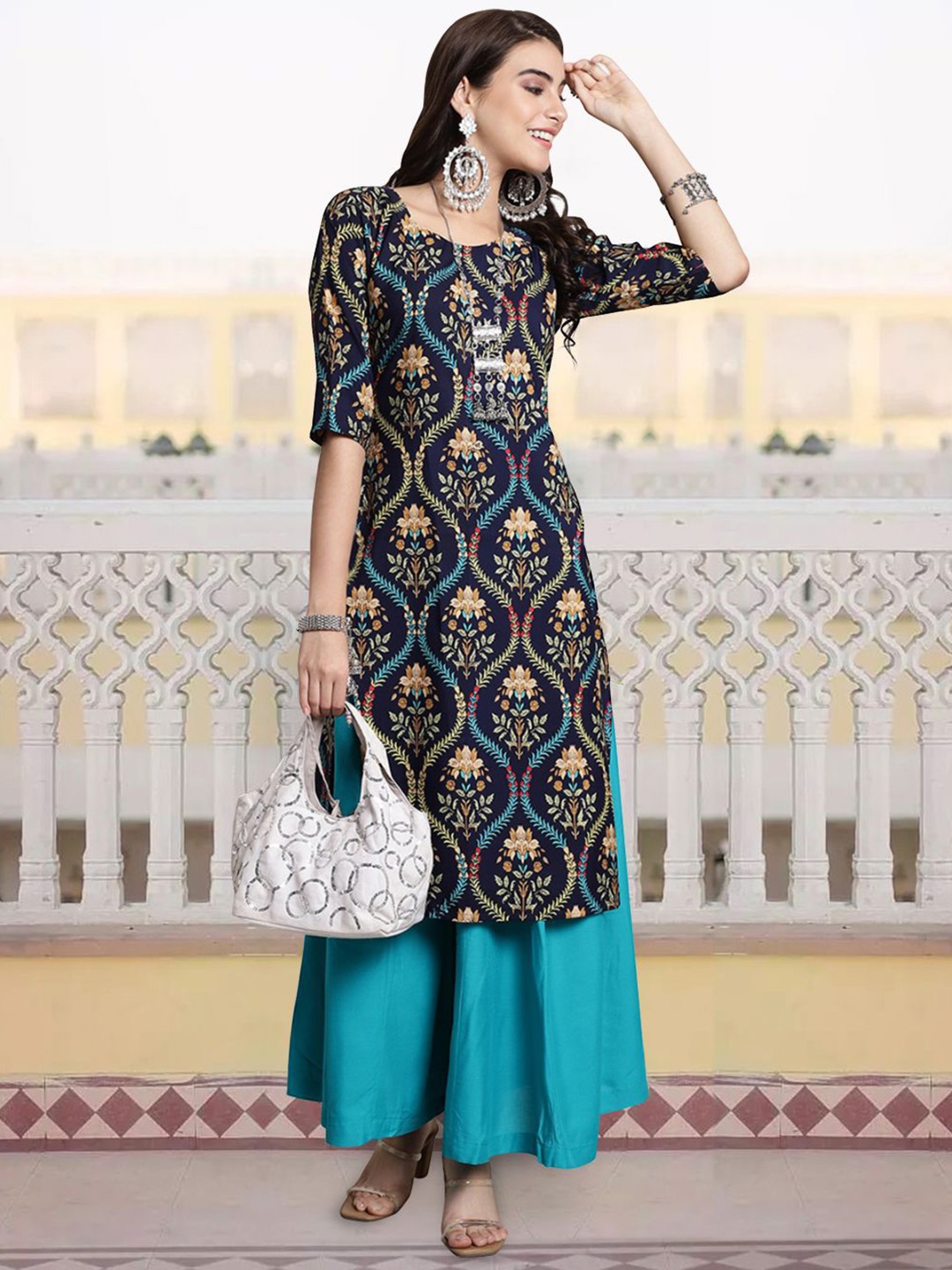 

7Threads Floral Printed Round Neck Crepe Straight Kurta, Navy blue