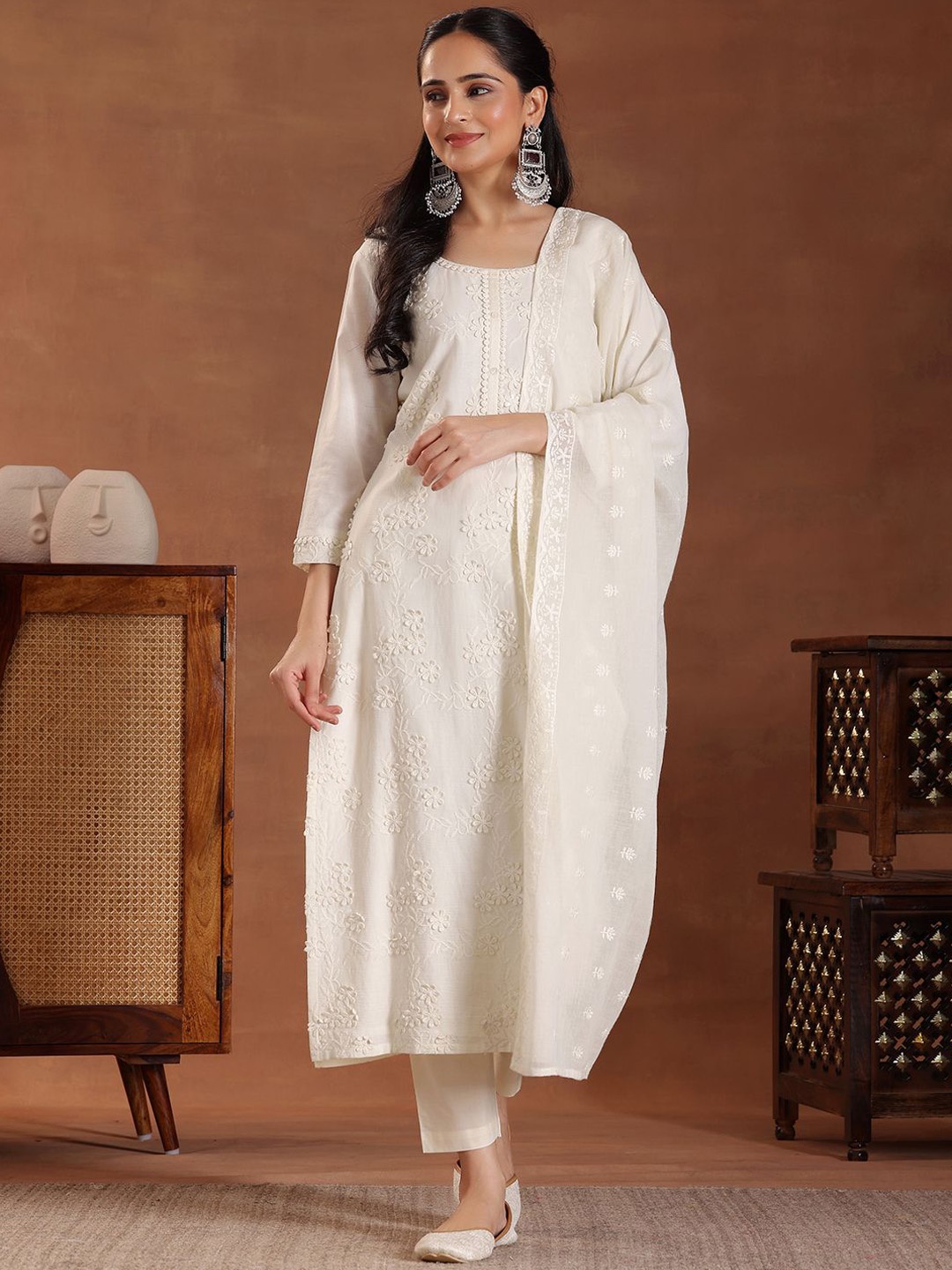 

Libas Floral Embroidered Patch Work Pure Cotton Straight Kurta with Trousers & Dupatta, Off white