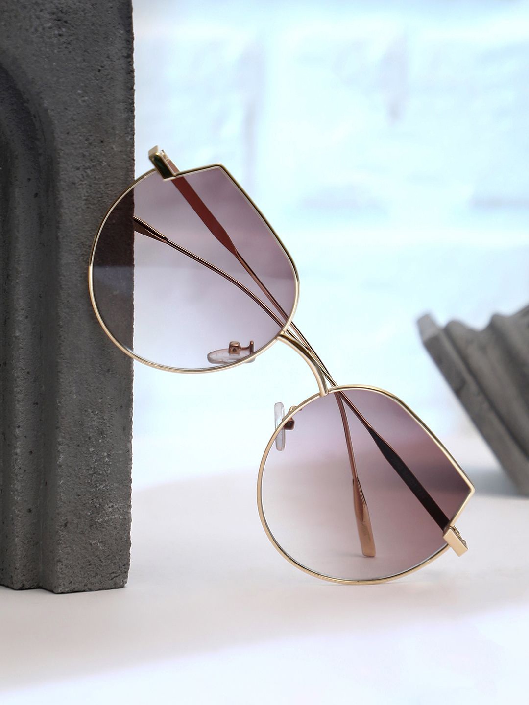

HAUTE SAUCE by Campus Sutra Women Cateye Sunglasses with Polarised Lens, Gold