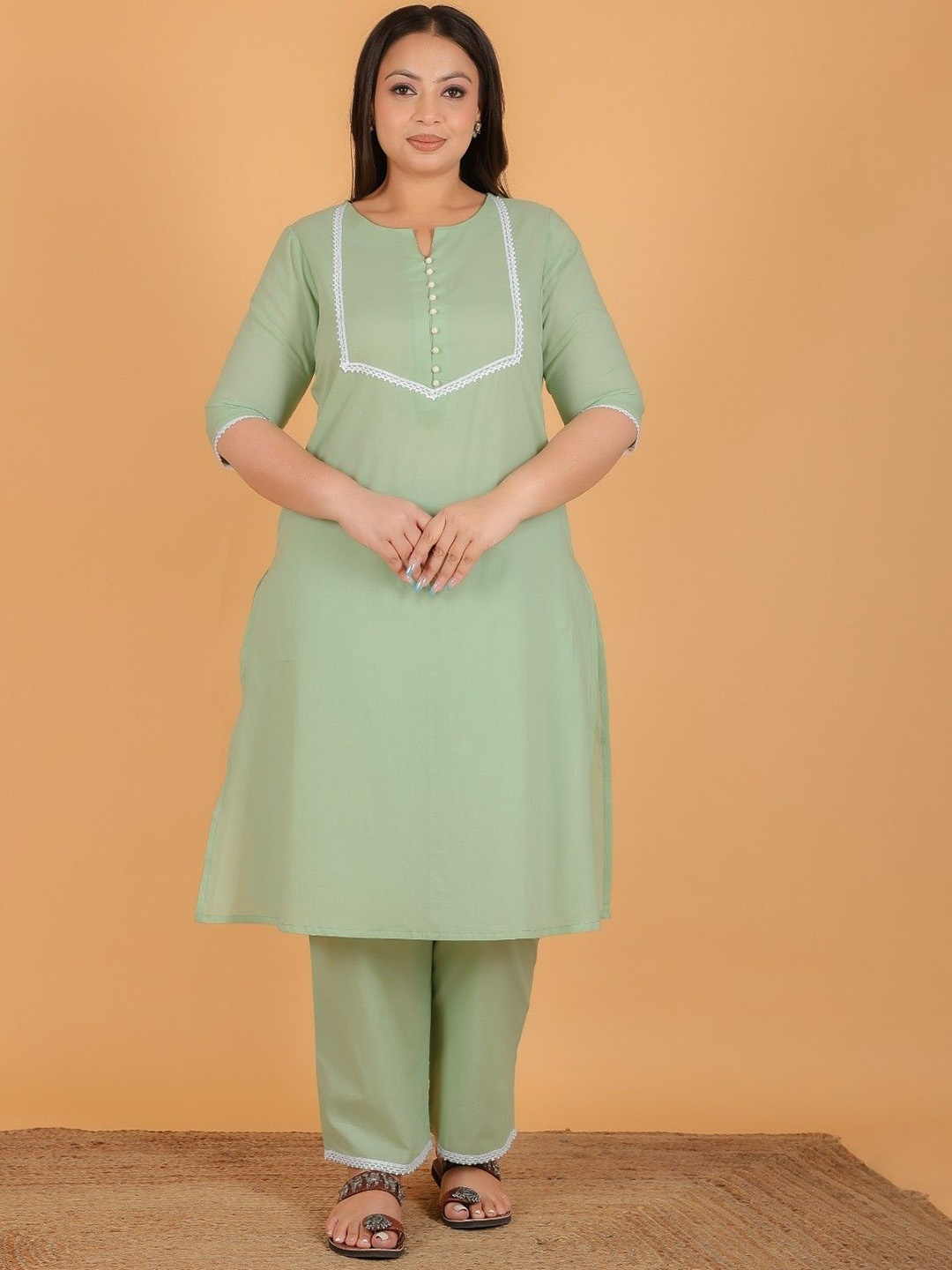 

Aramya Notched Round Neck Pastel Cotton A-Line Kurta, Green