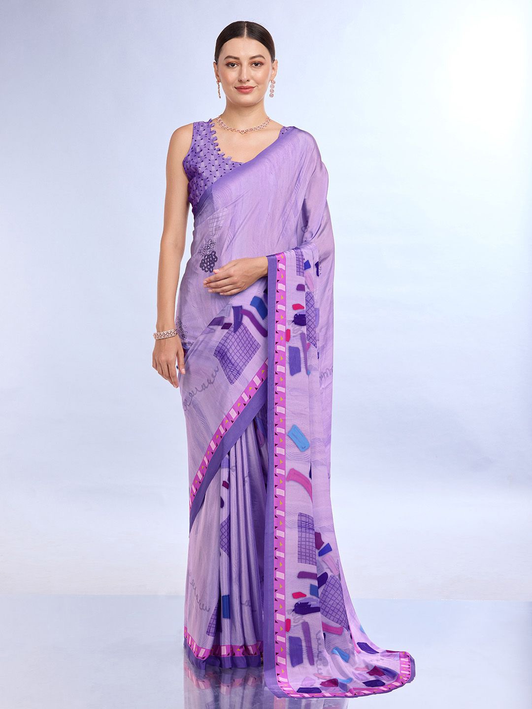 

Ishin printed saree with blouse piece, Purple