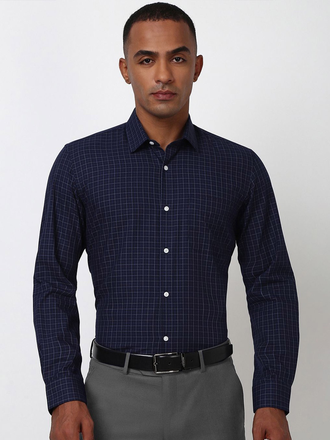 

Peter England Men Spread Collar Tartan Checked Slim Fit Formal Shirt, Navy blue