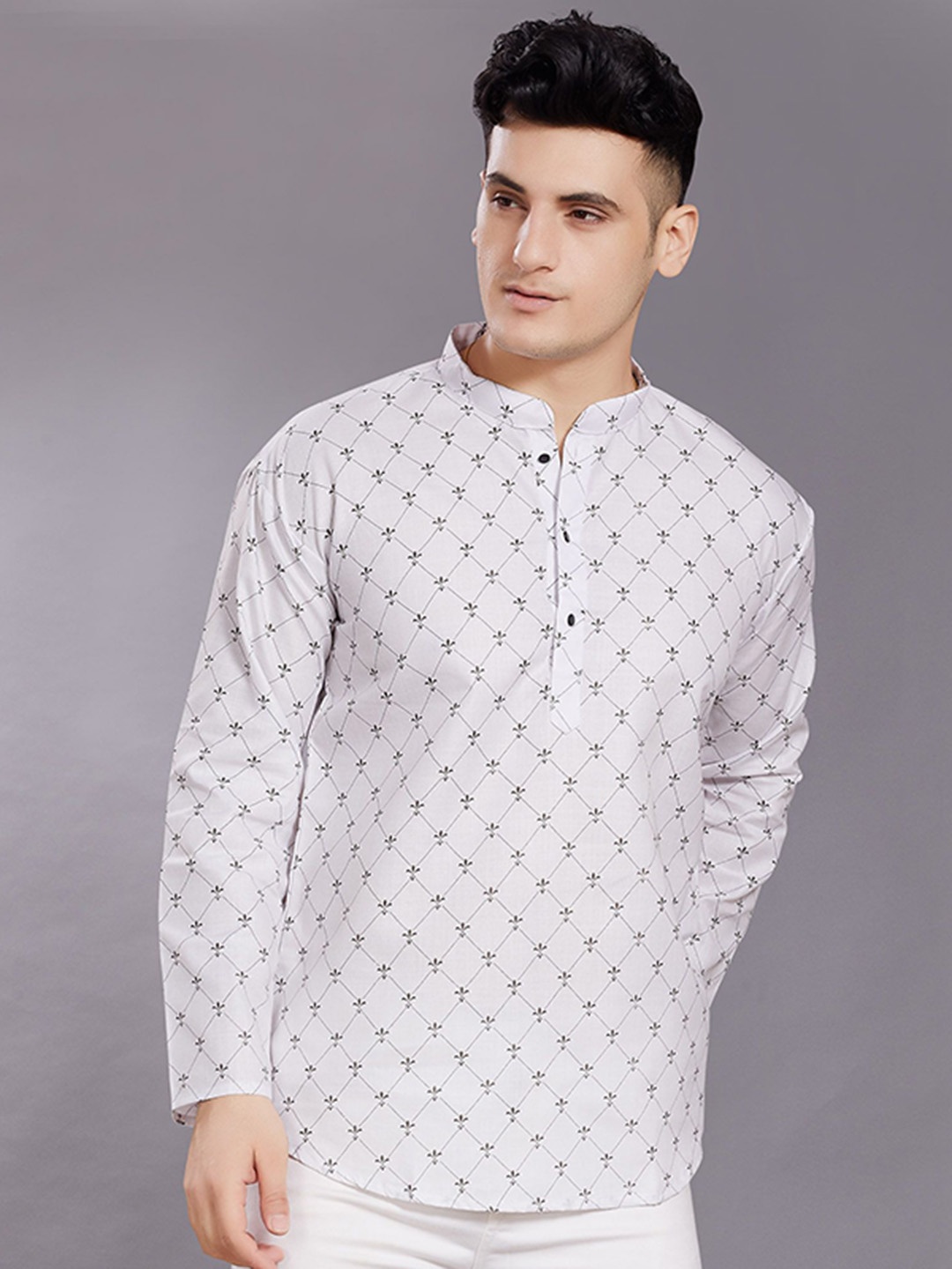 

DIVISIVE Floral Printed Pure Cotton Straight Short Kurta, White