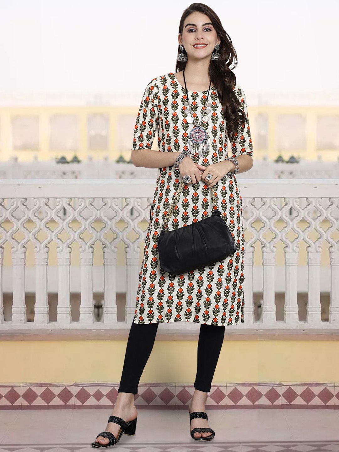 

7Threads Floral Printed Round Neck Straight Kurta, White