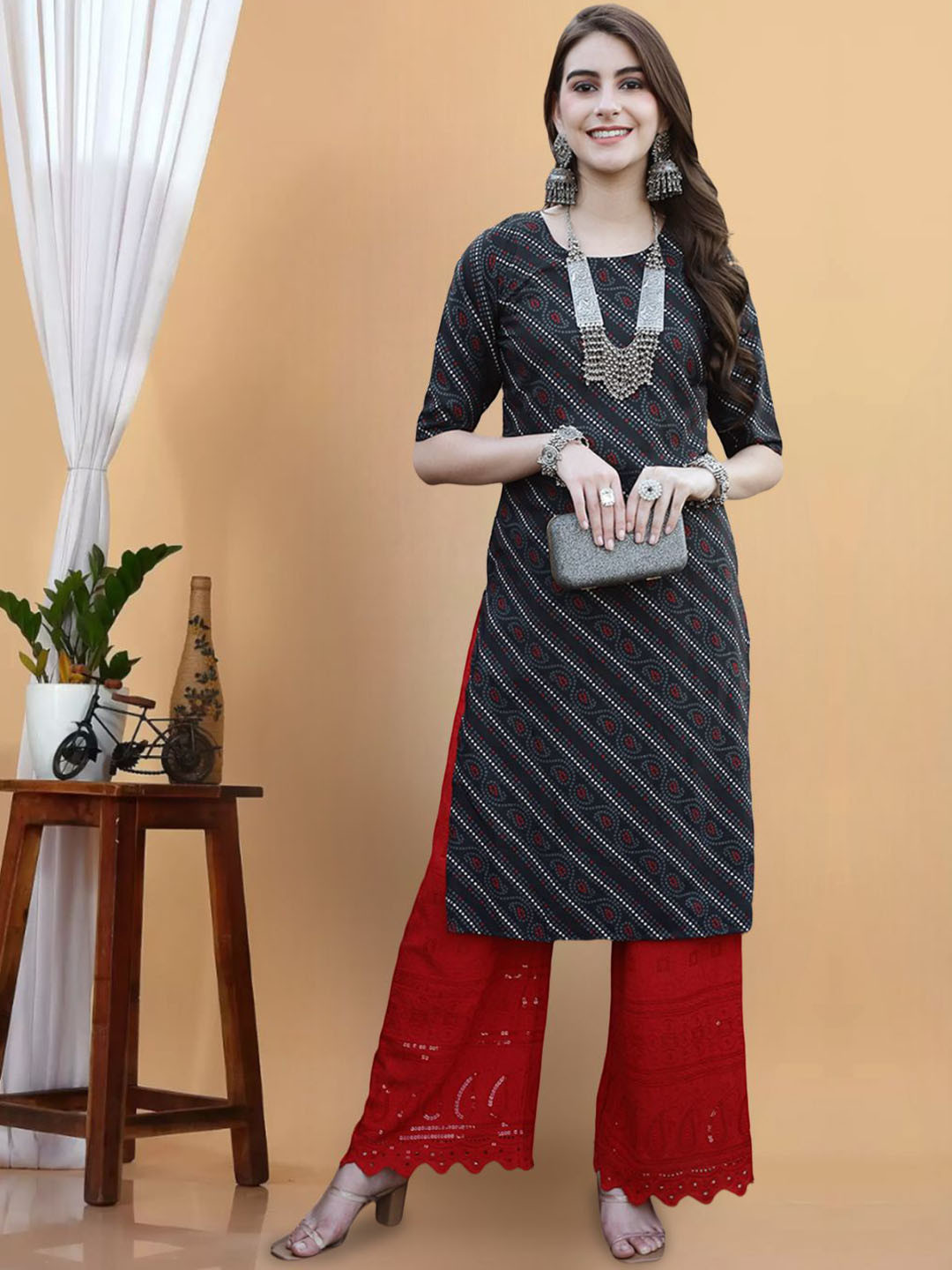 

7Threads Bandhani Printed Round Neck Straight Kurta, Black