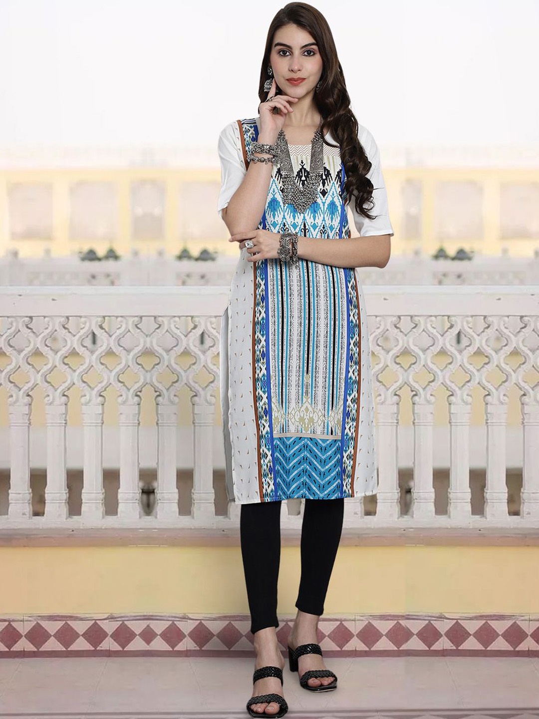 

7Threads Geometric Printed Round Neck Straight Kurta, White