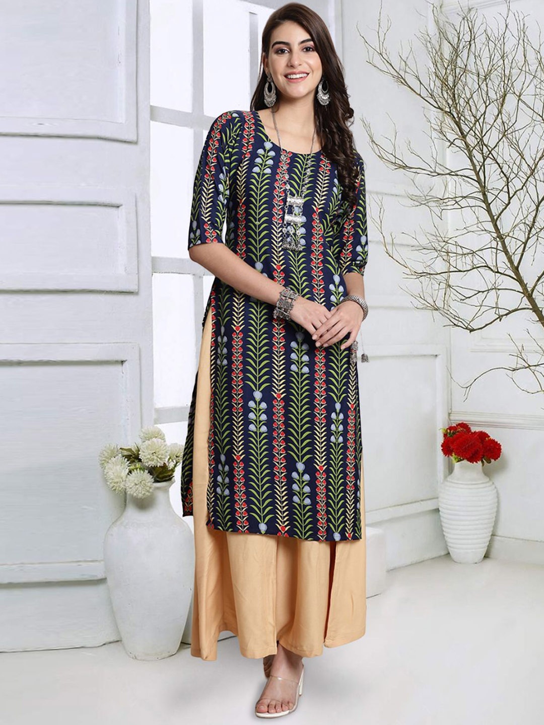 

7Threads Floral Printed Round Neck Straight Kurta, Navy blue