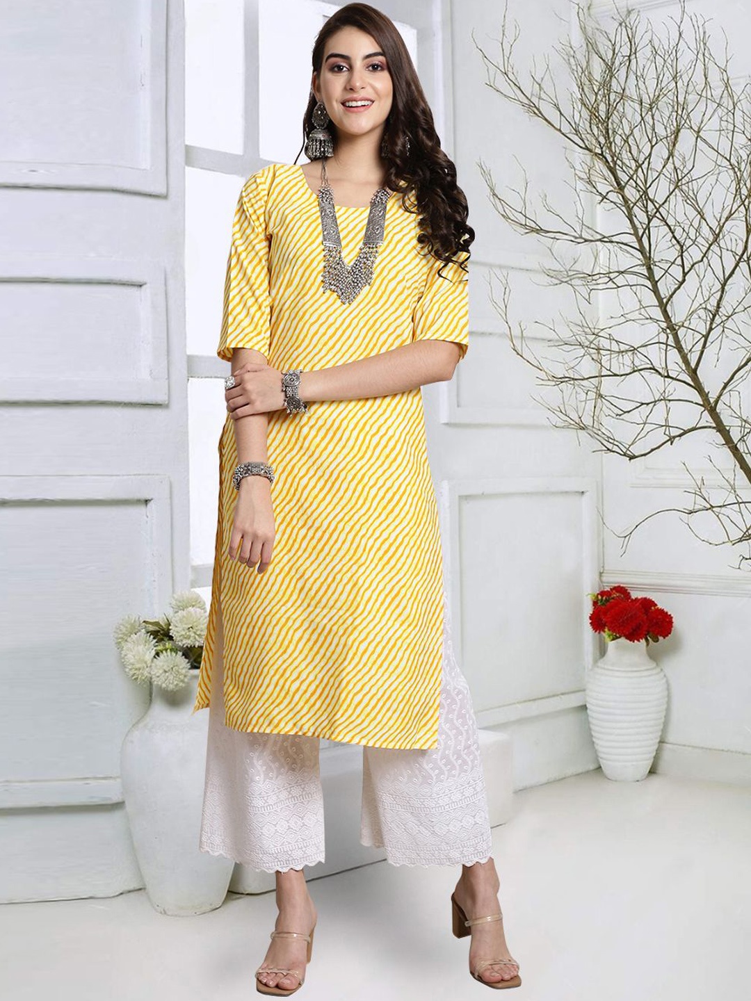 

7Threads Striped Round Neck Straight Kurta, Yellow