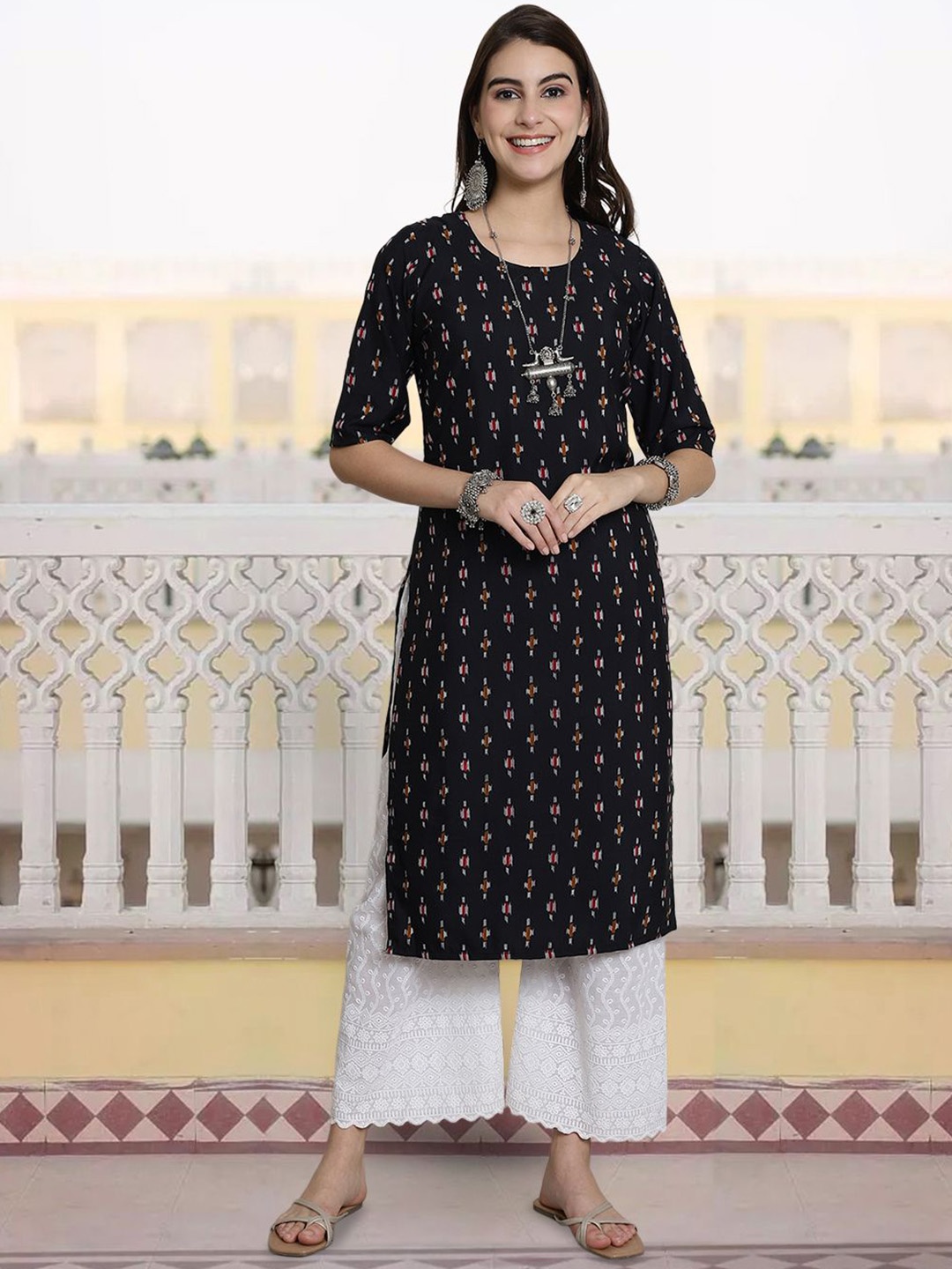 

7Threads Ethnic Motifs Printed Round Neck Crepe Straight Kurta, Black