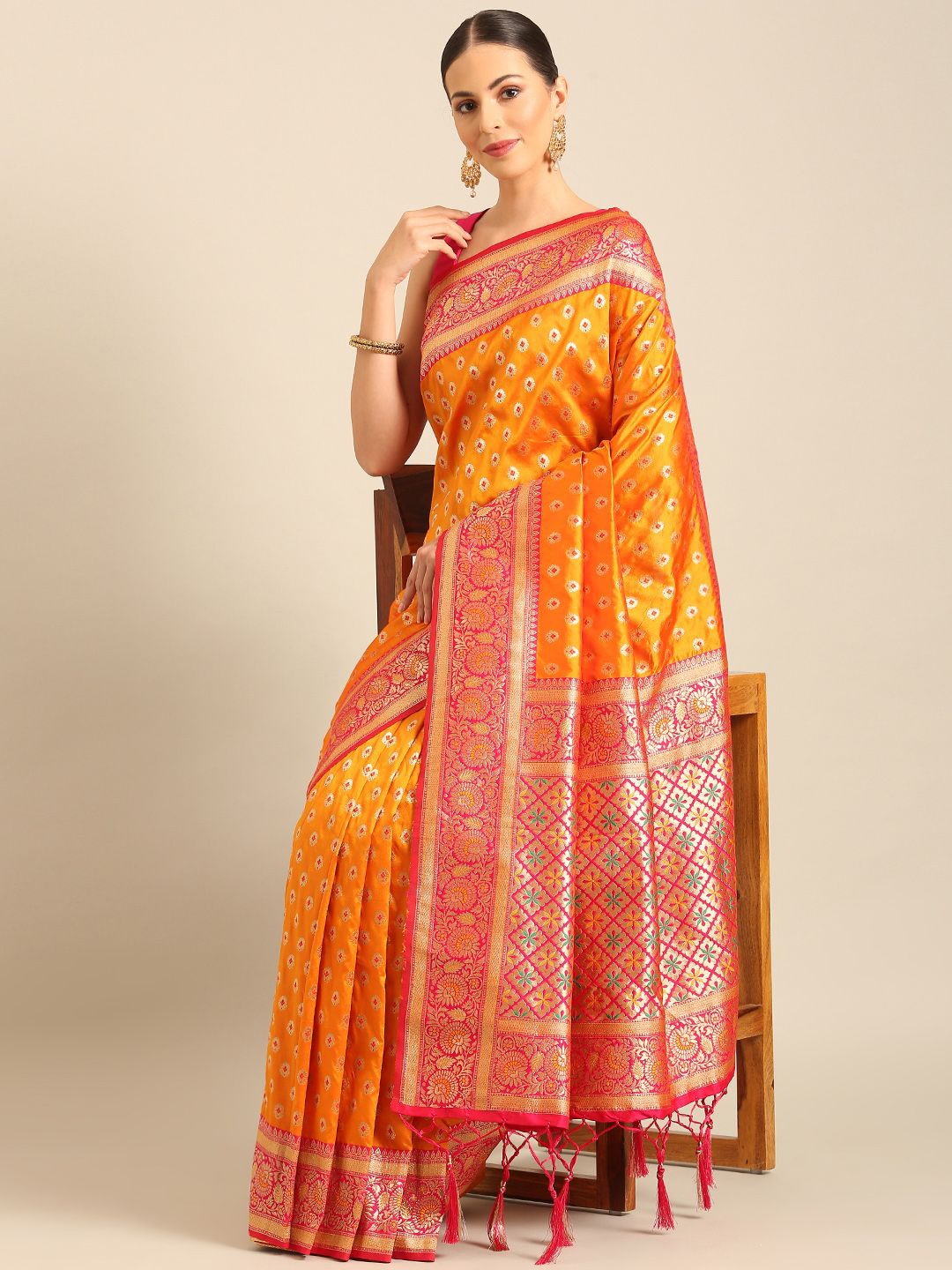 

Exclusiva Woven Design Zari Saree, Mustard