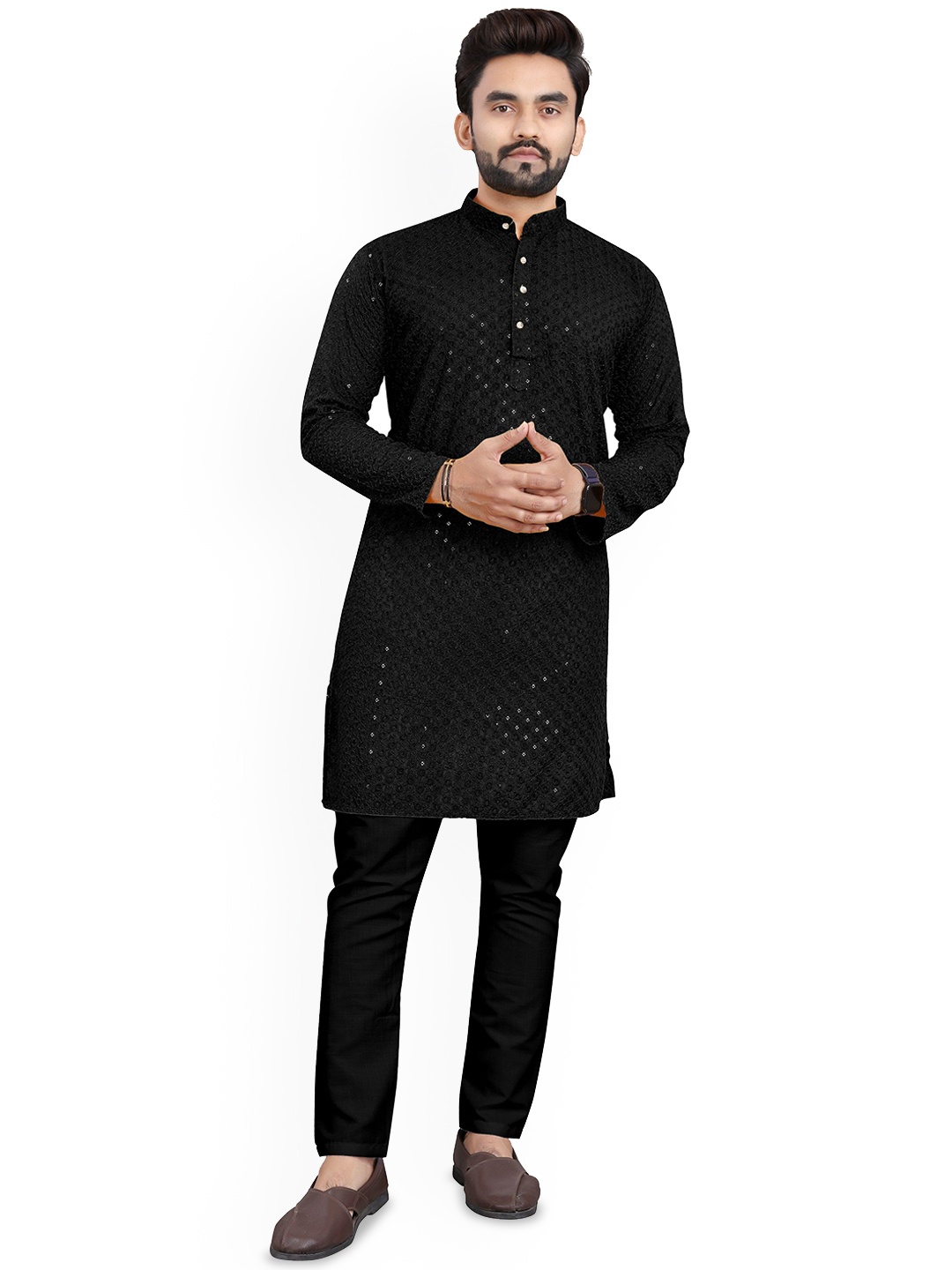 

trustous Floral Embroidered Mandarin Collar Regular Sequinned Kurta With Pyjama, Black